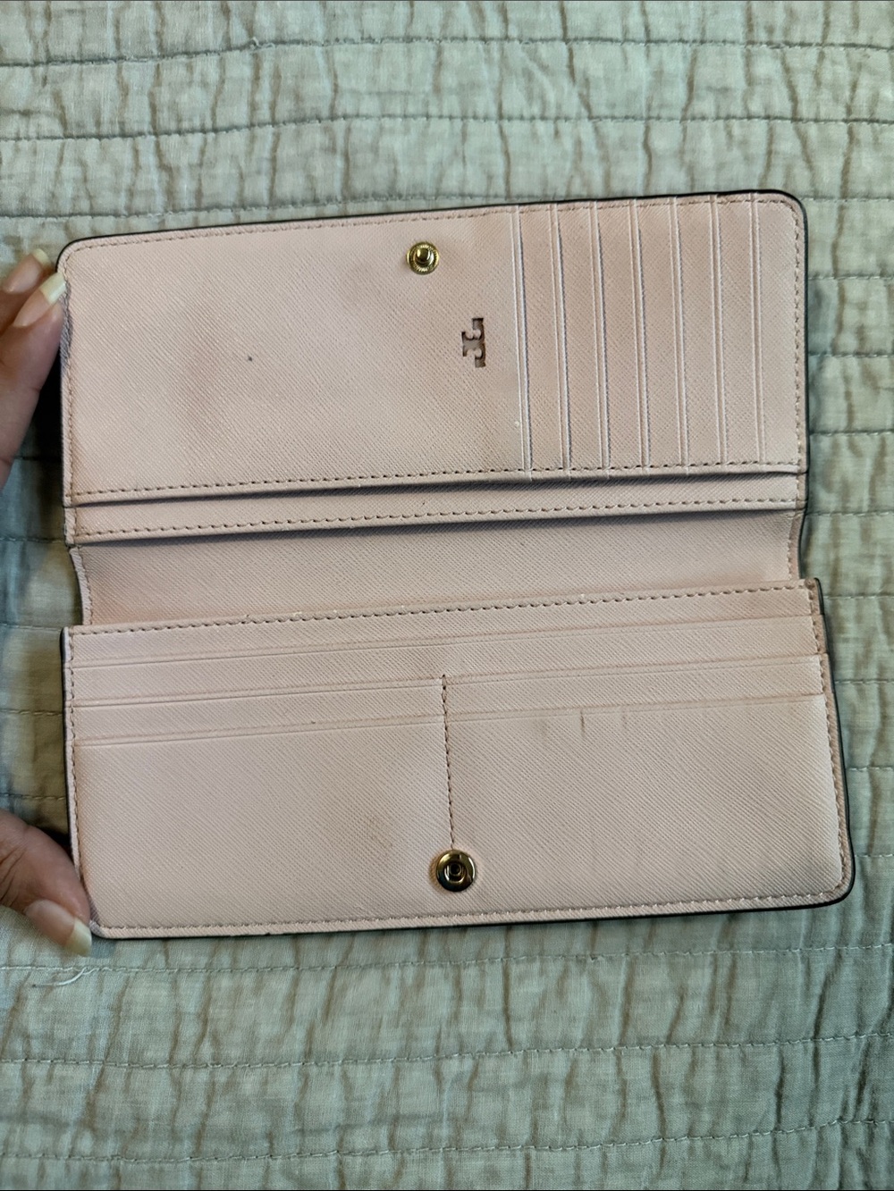 Tory Burch Shell Pink Leather Robinson Slim Wallet with Gold Logo - Picture 3 of 4